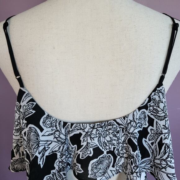 Express Black & White Floral Chiffon Ruffle Flounce Open Back Camisole Blouse - Picture 12 of 16